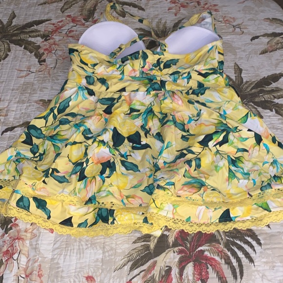 TORRID LEMON SWIMSUIT - Picture 7 of 7